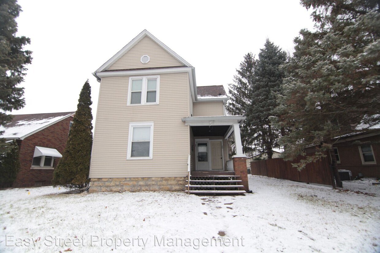 Primary Photo - 250 44th St