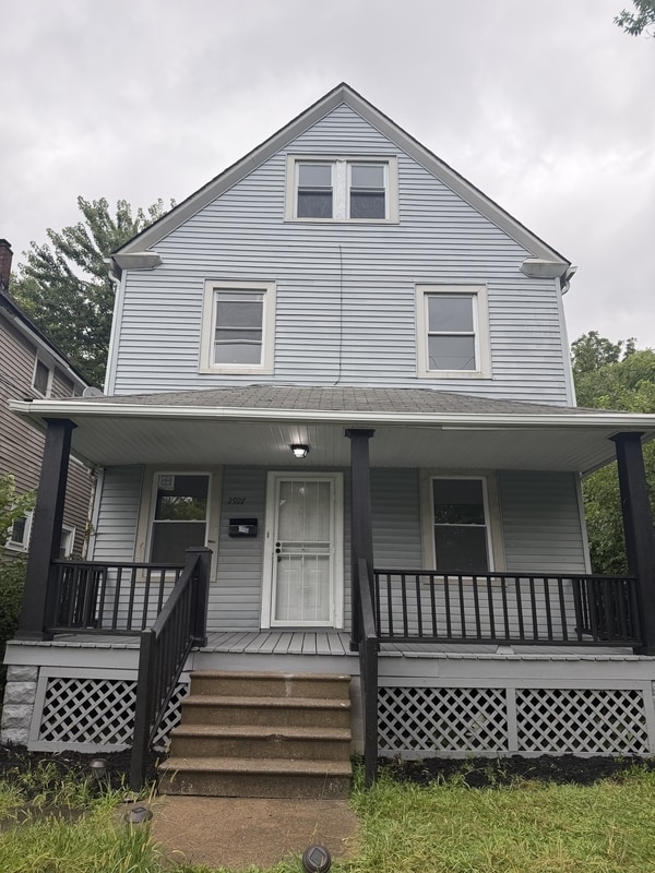 Building Photo - 2927 E 115th St
