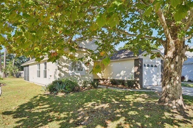 Foto del edificio - 123 Edgewater Cir