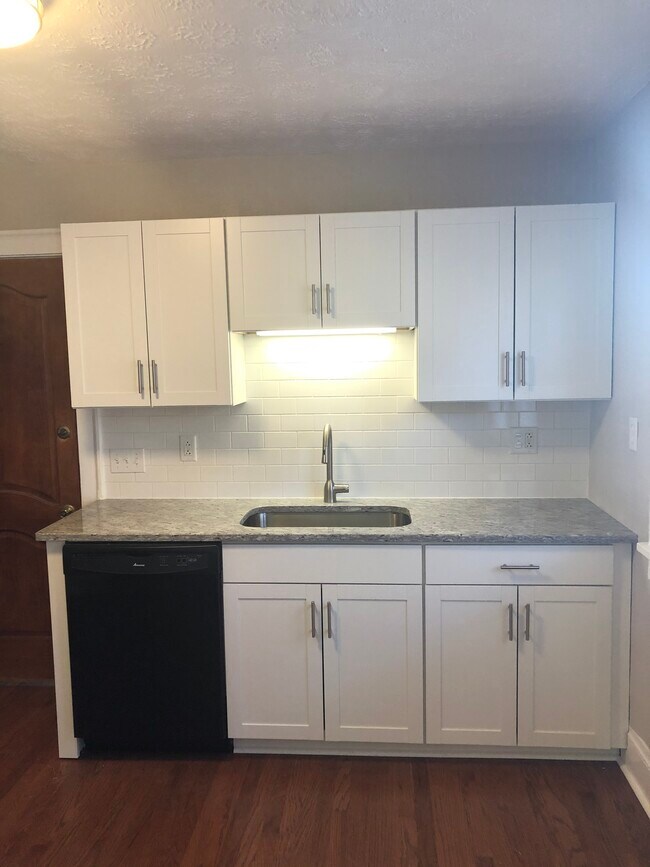 Foto del edificio - 12306 Mount Overlook Ave