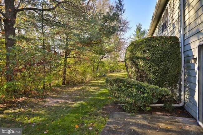 Foto del edificio - 19 Cavendish Dr