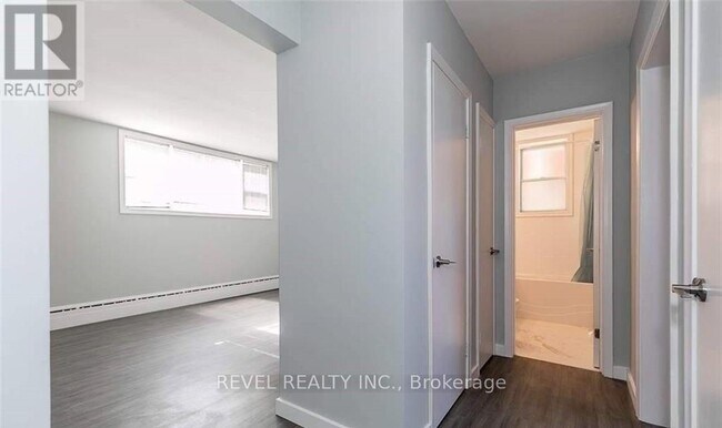 Photo du bâtiment - 78 Queen St