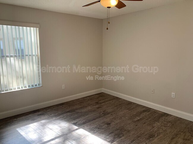 Foto del edificio - 958 Salt Pond Pl
