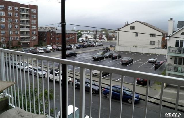 Foto del edificio - 522 Shore Rd