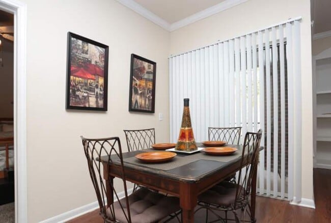 Building Photo - 3 bedroom in Houston TX 77070