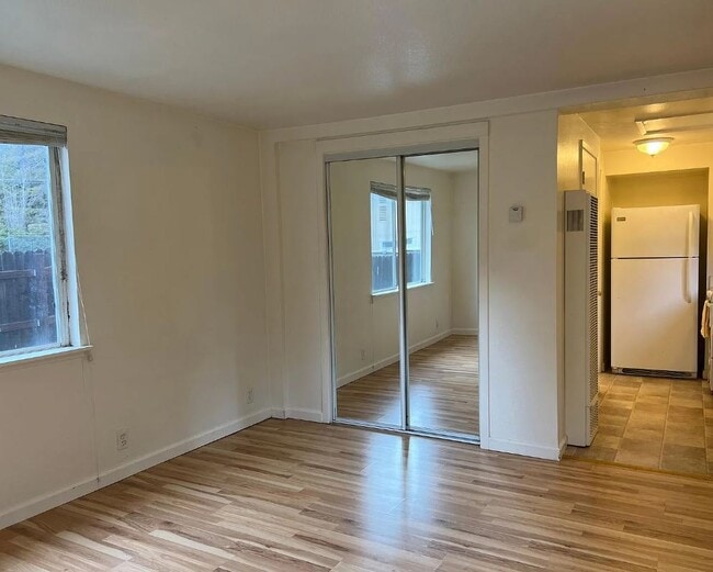 Foto del edificio - 830 Pleasant Valley Rd
