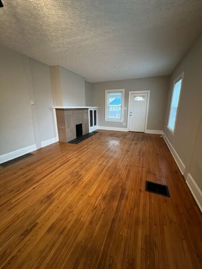 Foto del edificio - 504-506-506 Sheldon Ave