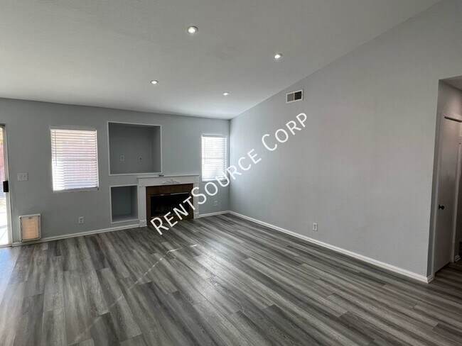 Foto del edificio - 3 Bedroom Home For Rent in West Lancaster