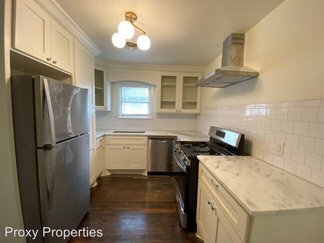 Building Photo - 507 S Barnett Ave