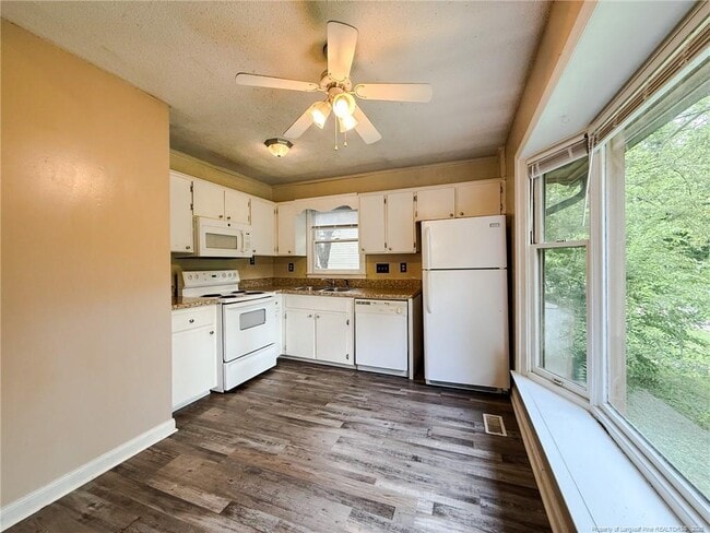 Building Photo - 4532 Westfield Rd