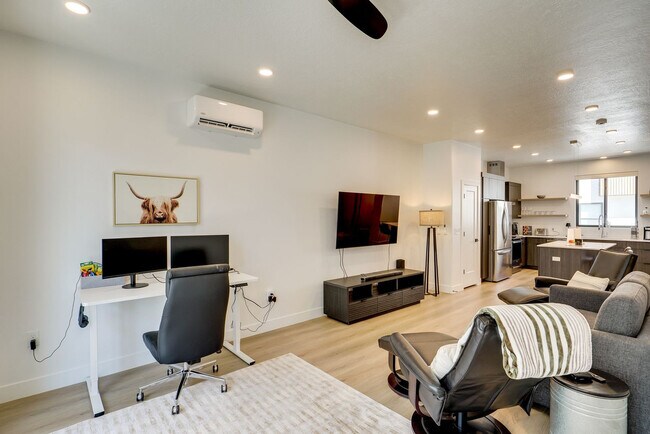 Foto del edificio - 4164 S Sugaree Ln