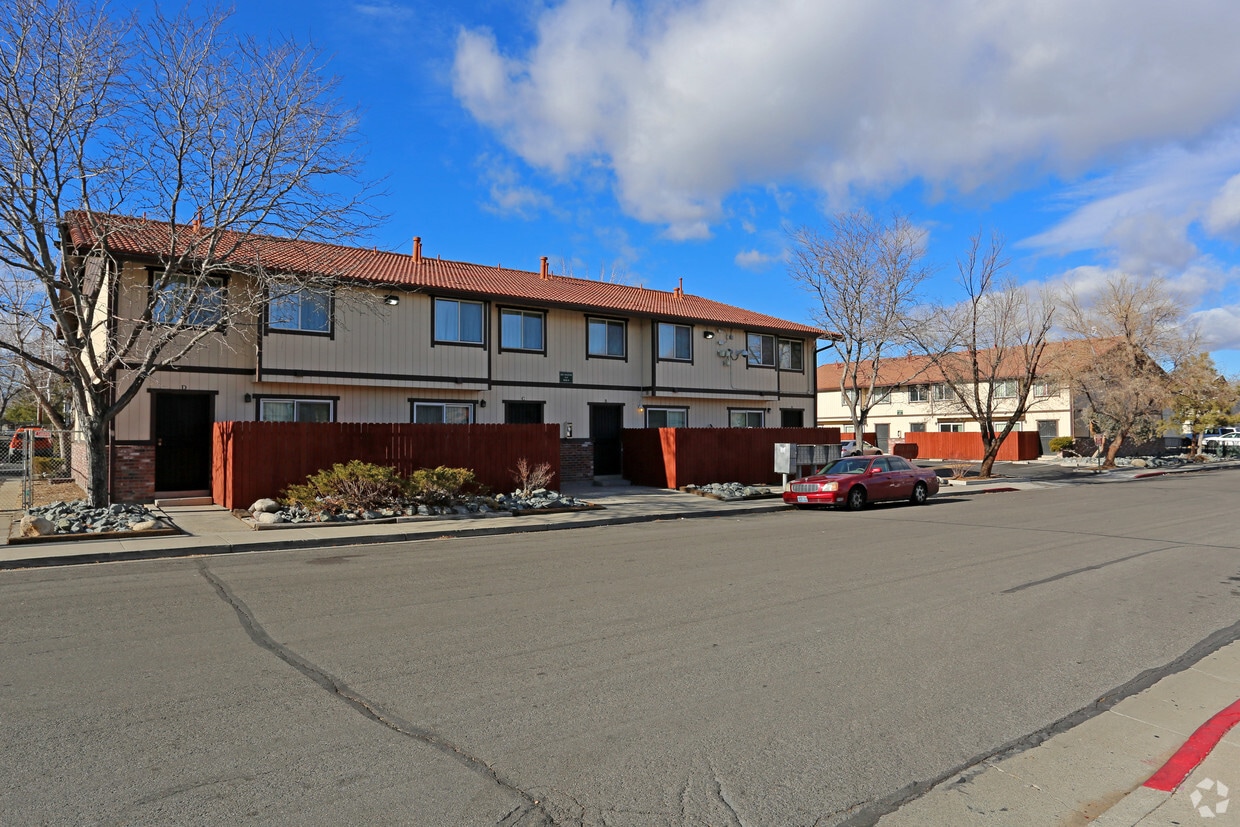 Myra Birch Manor Apartments in Reno, NV