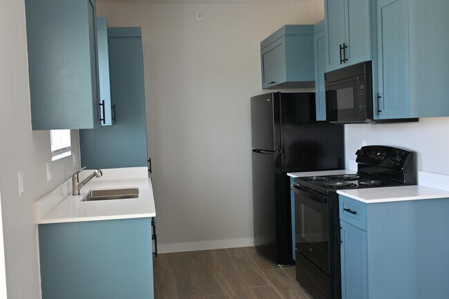 Building Photo - 311 Dorel Dr