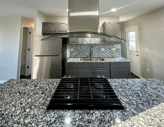 Foto del edificio - 344 Hickory Ave