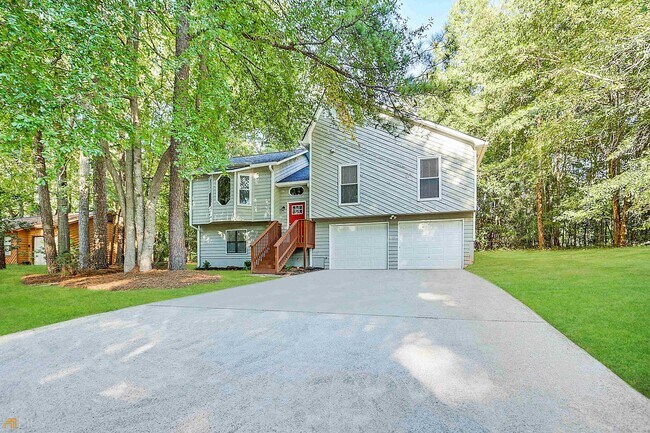 Building Photo - 3013 Fetlock Dr SW