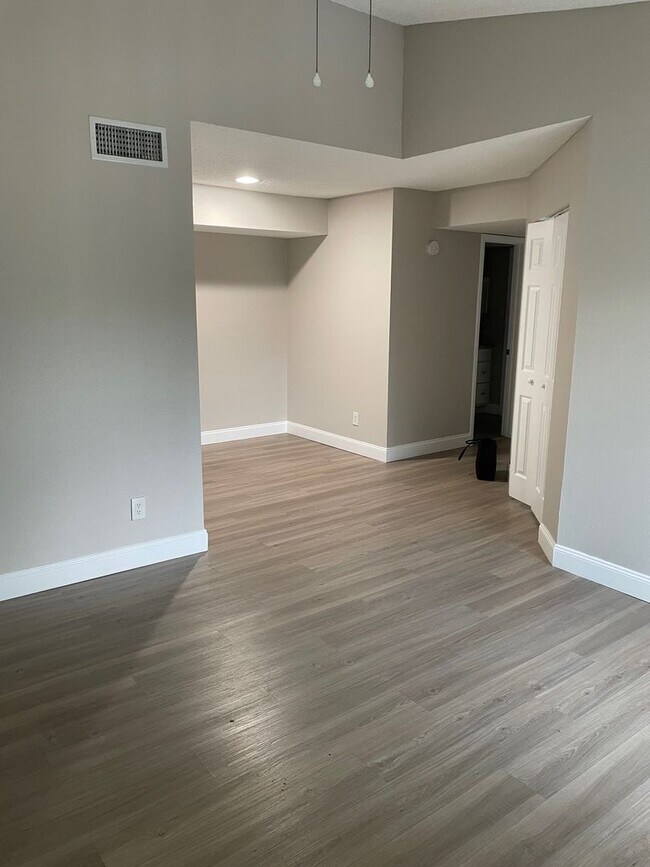 Foto del edificio - 3764 Idlebrook Cir