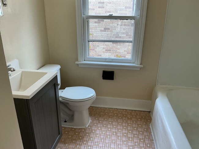 Foto del edificio - 3139 N 44th St
