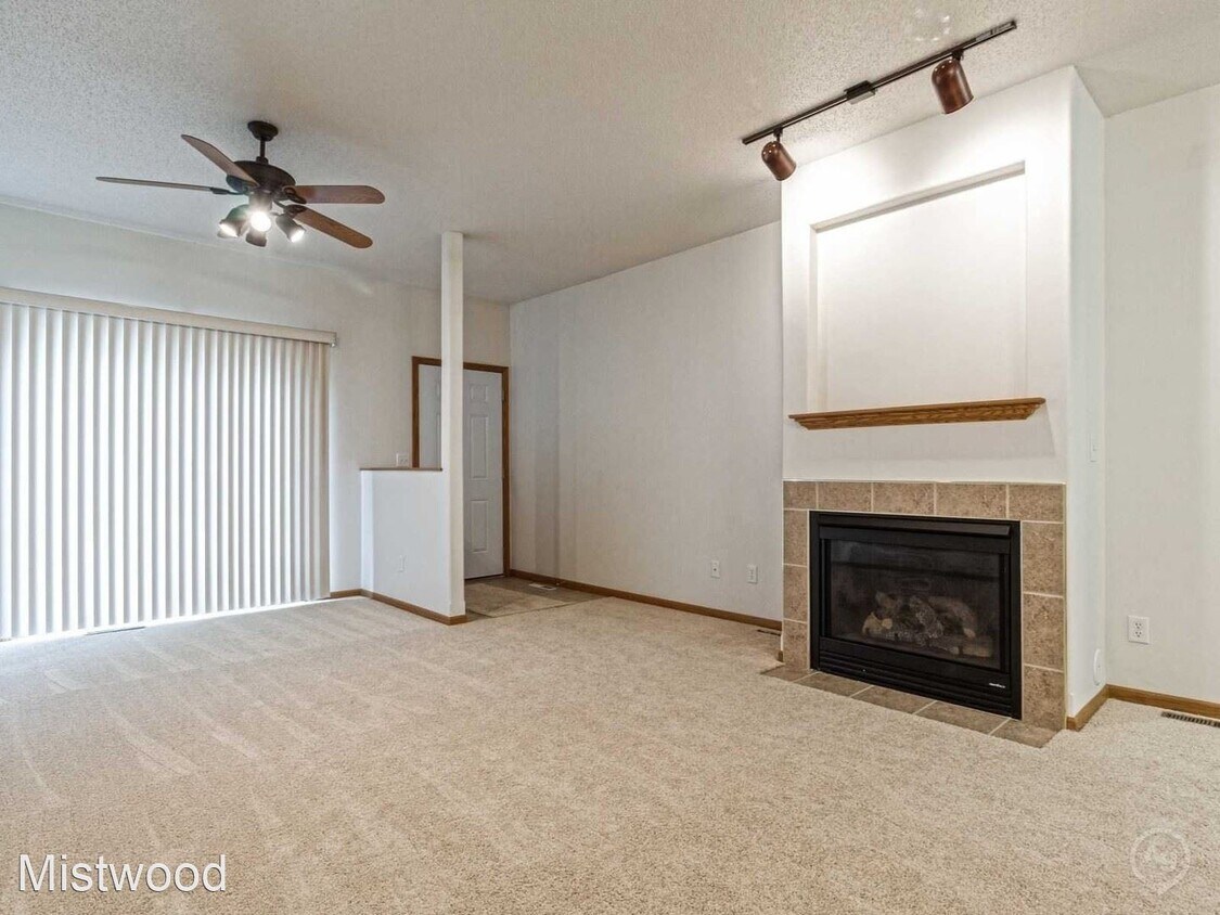 Primary Photo - 3015 40th Ave S