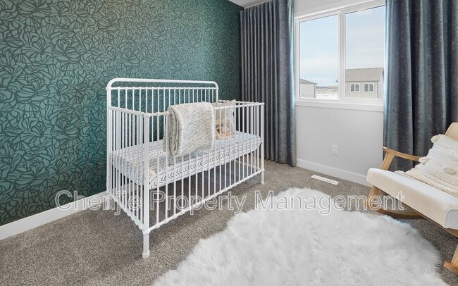 Photo du bâtiment - 6038 Edmonds Pl NW