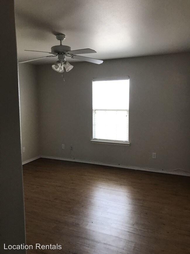 Building Photo - 3 br, 2 bath House - 6537 92nd Street