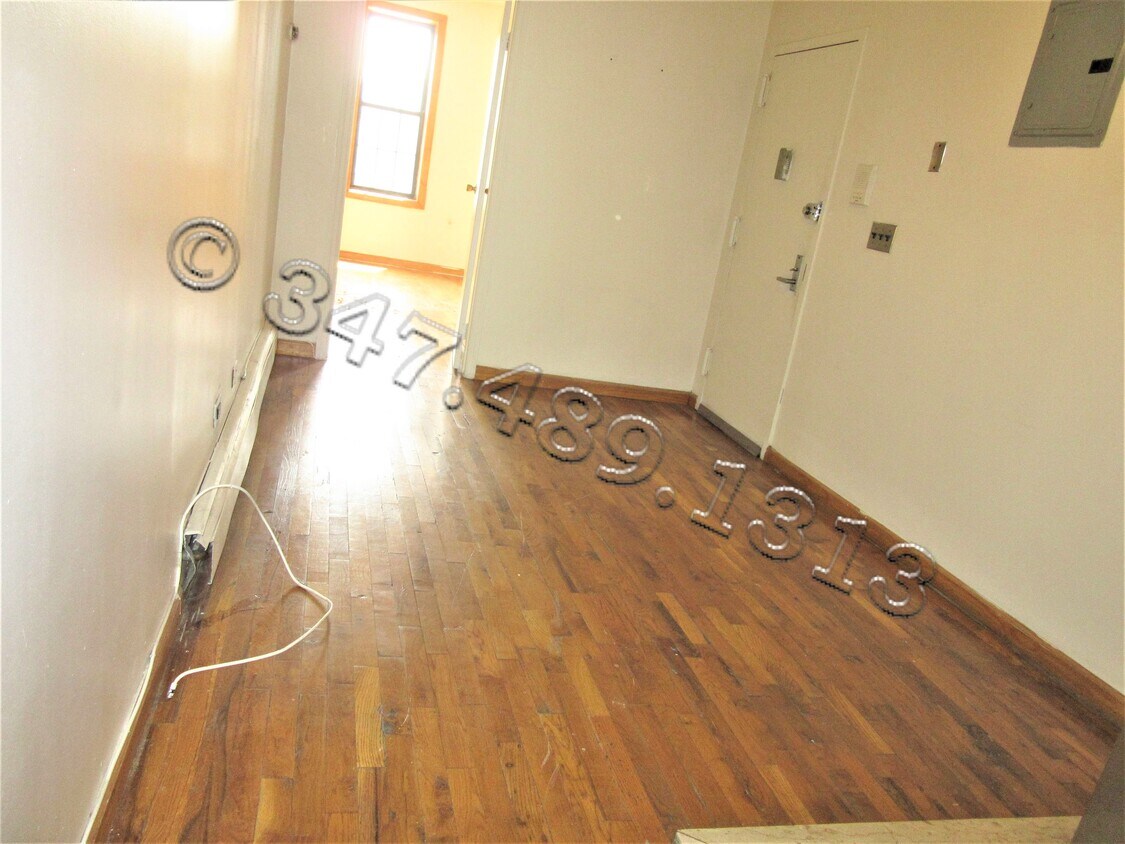 Primary Photo - 77 Central Ave