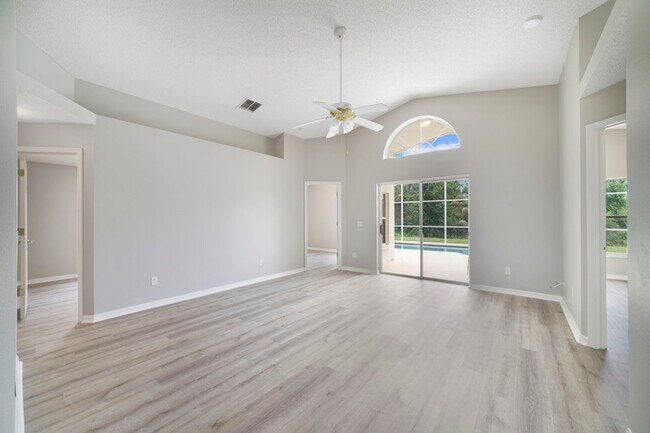 Building Photo - 182 Canary Island Cir