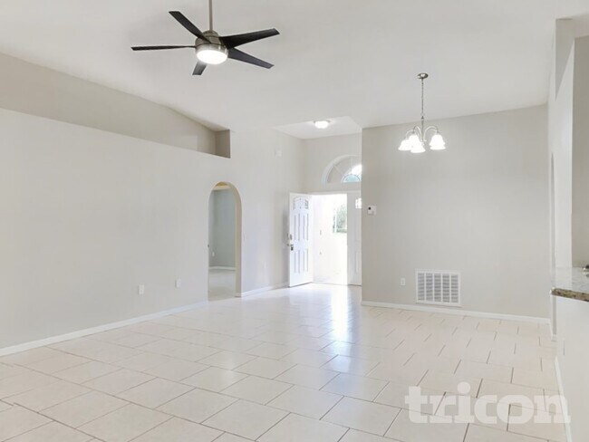 Building Photo - 10845 Laxton St