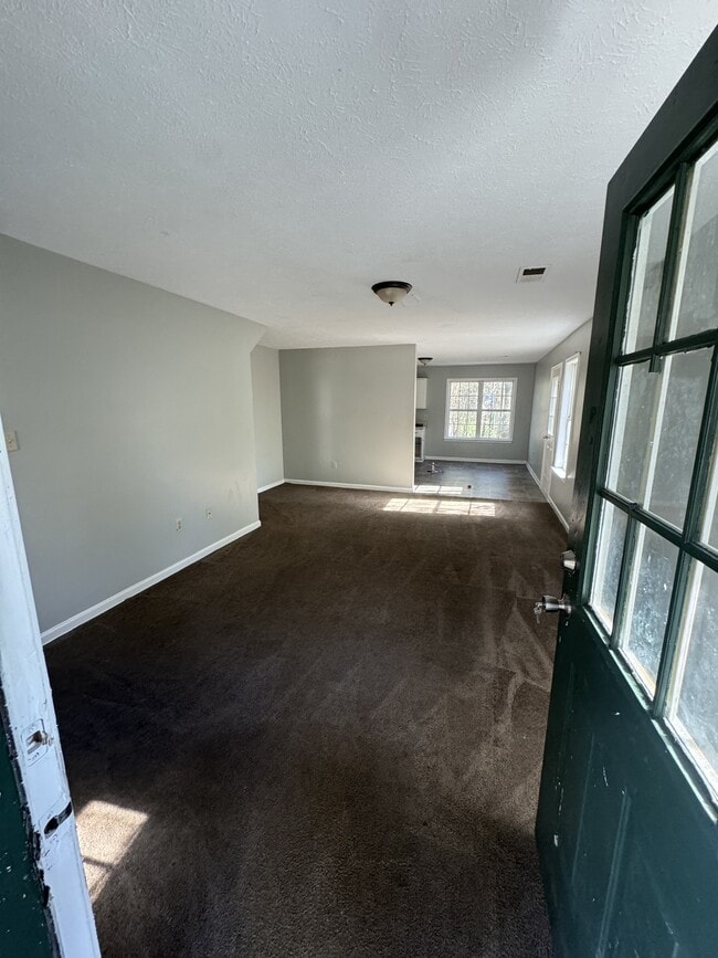 Building Photo - 316 Eaton St