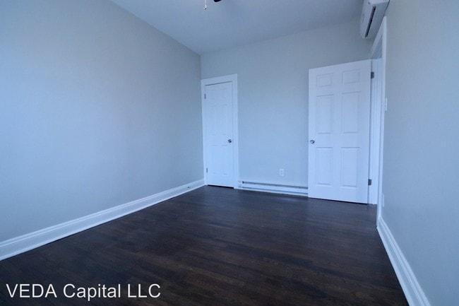 Building Photo - 1385 Cranford Ave