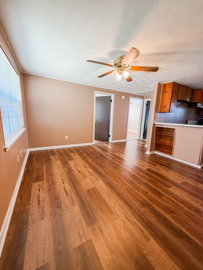 Building Photo - 1021 Griffin St