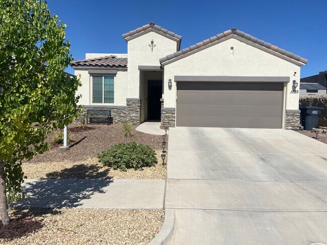 Building Photo - HOME FOR RENT IN HORIZON