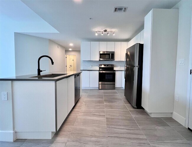 Foto del edificio - 120 N Compass Way