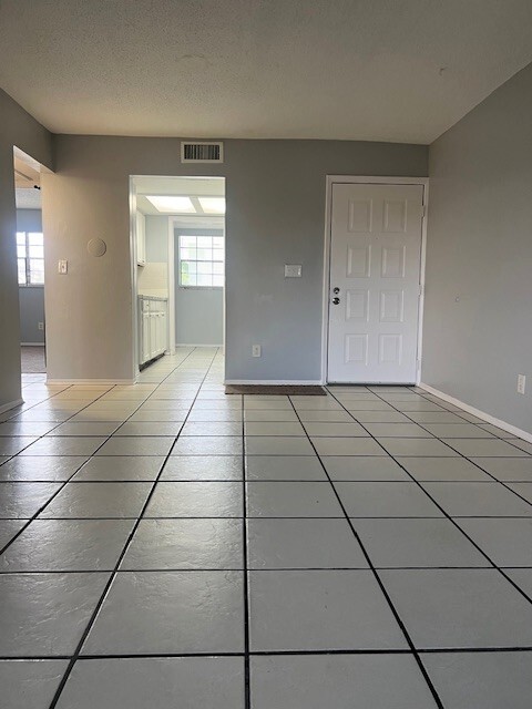 Building Photo - 5825 62nd Ave N