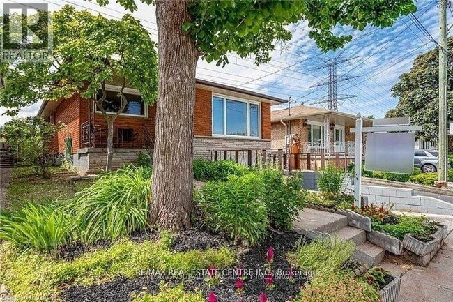 Building Photo - 49 Selkirk Ave