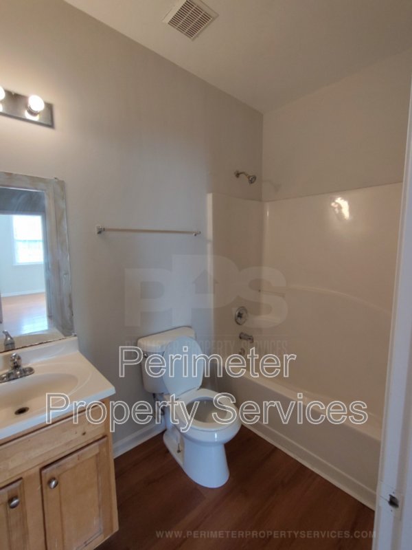 Building Photo - 259-261 Rosser
