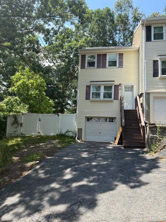 Building Photo - 28 Mildred Ave