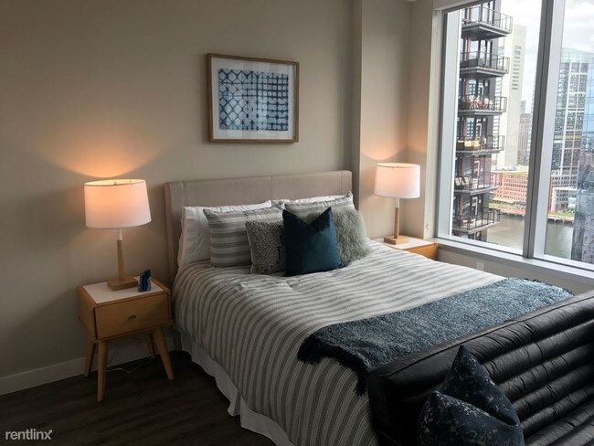 Foto del edificio - Studio, 1 bath  - 75 Sleeper St