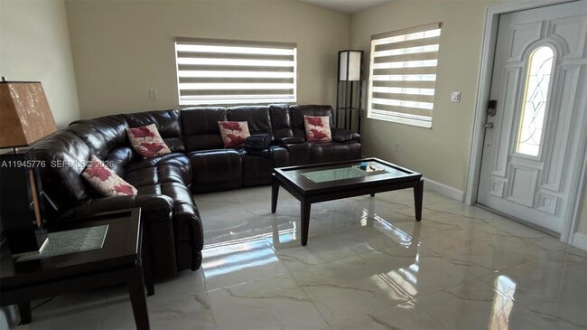 Foto del edificio - 1530 SW 138th Ave