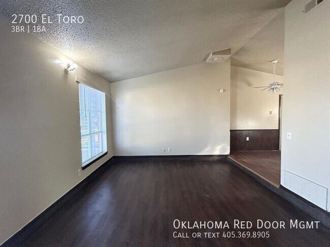 Building Photo - 2700 El Toro Dr