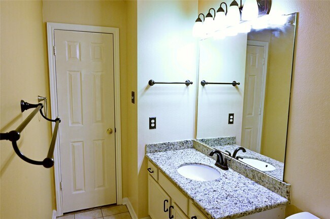 Foto del edificio - 4530 Topaz Trail Dr