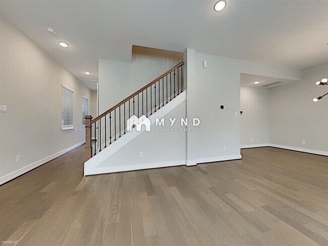 Building Photo - 3 br, 2.5 bath House - 1519 Biondo Way