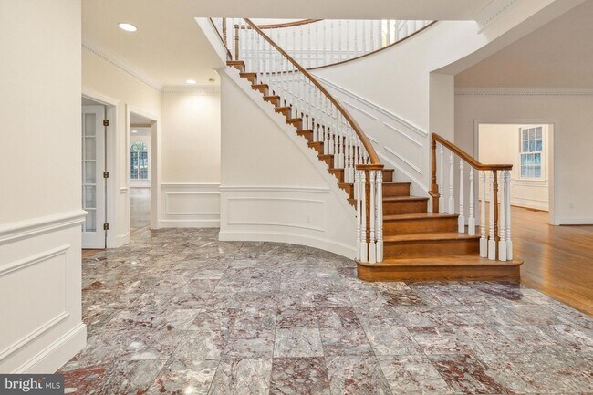 Foto del edificio - 2527 Hunter Mill Rd