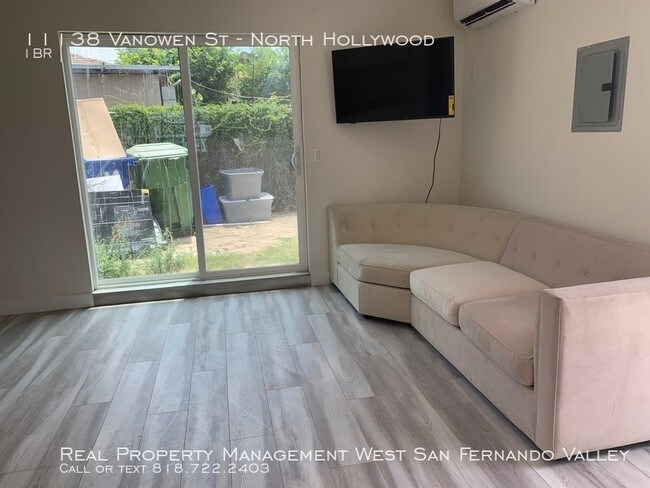 Foto del edificio - 11138 Vanowen St