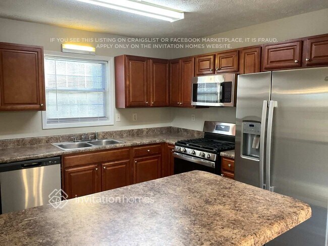 Building Photo - 4032 Cindy Dr