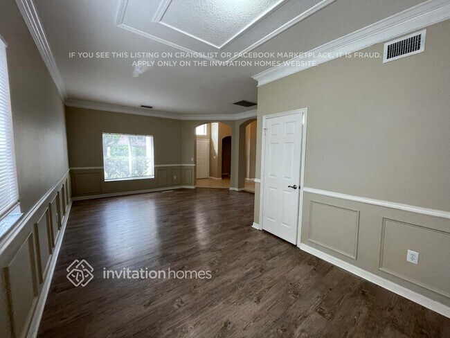 Foto del edificio - 18221 Sandy Pointe Dr