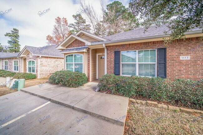 Foto del edificio - 1612 Stanley Drive