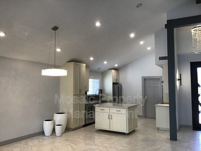 Photo - 4268 W Park Ave House