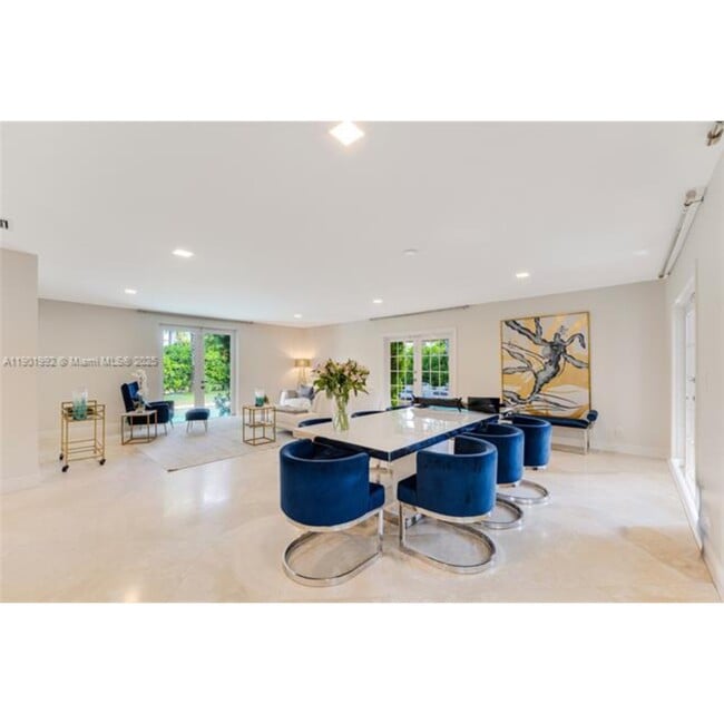 Foto del edificio - 140 N Hibiscus Dr