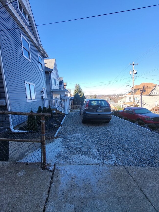 Photo - 11 Maytide St Apartment