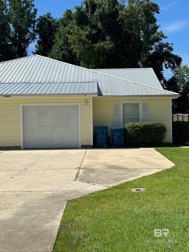 Building Photo - 24820 Wolf Bay Ave